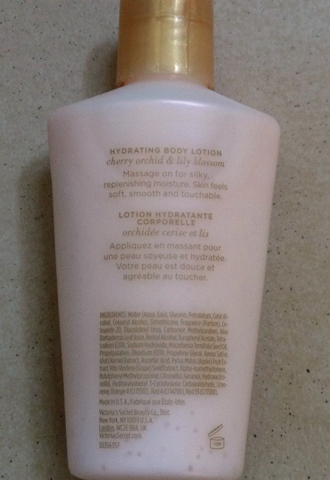 Victoria’s Secret Total Attraction Hydrating Body Lotion Review5