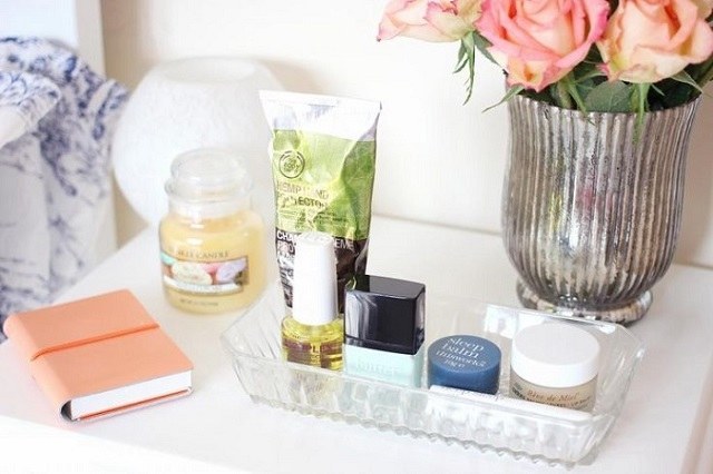 What you Should Have on Your Bedside Table