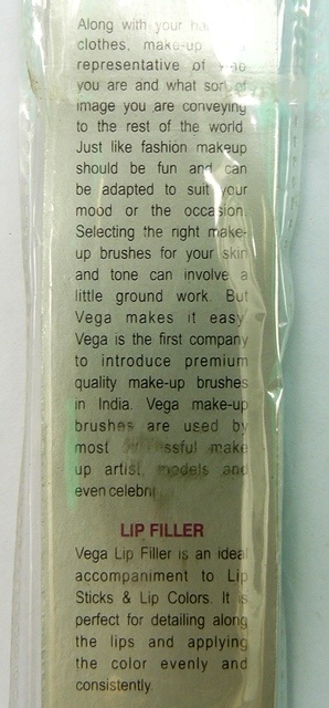 vega lip filler brush (1)
