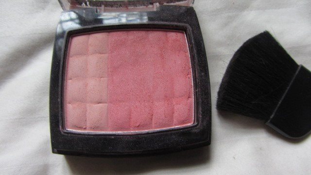 Astor Cosmetics 002 Peachy Coral Skinmatch Trio Blush (3)