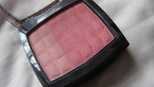 Astor Cosmetics 002 Peachy Coral Skinmatch Trio Blush (9)