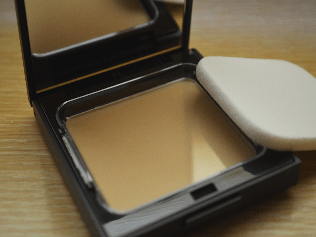 Forever 21 Pressed Powder Compact (1)