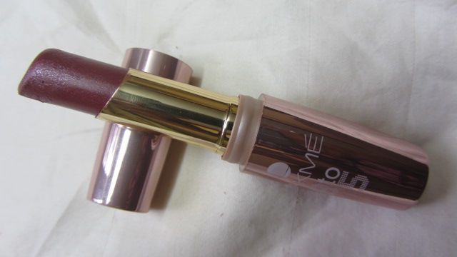 Lakme Burgundy Business 9 to 5 Lip Color