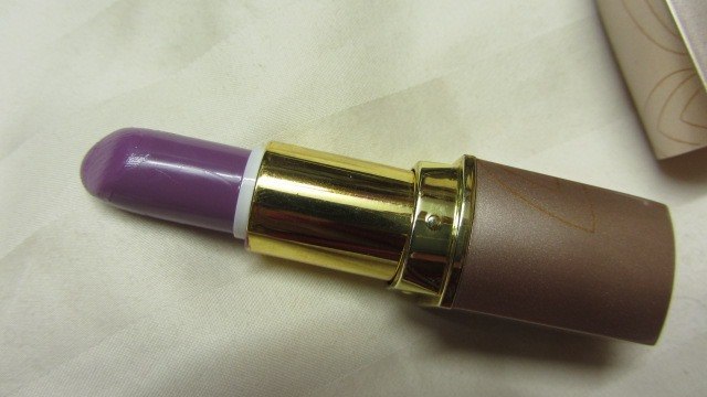 Lotus Herbals Royal Purple Pure Colors Lipstick (11)