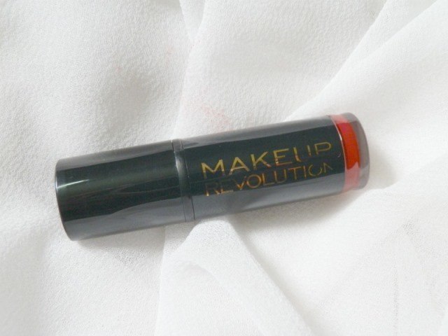 Makeup Revolution Amazing Reckless Lipstick
