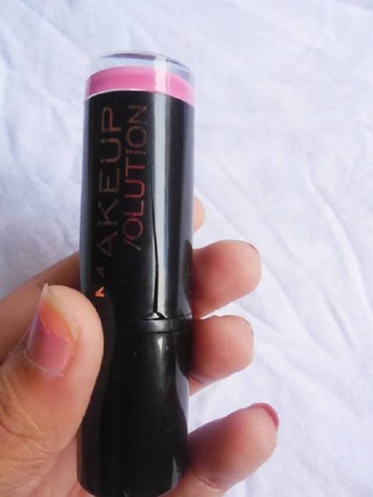 Makeup Revolution Flashing Amazing Lipstick