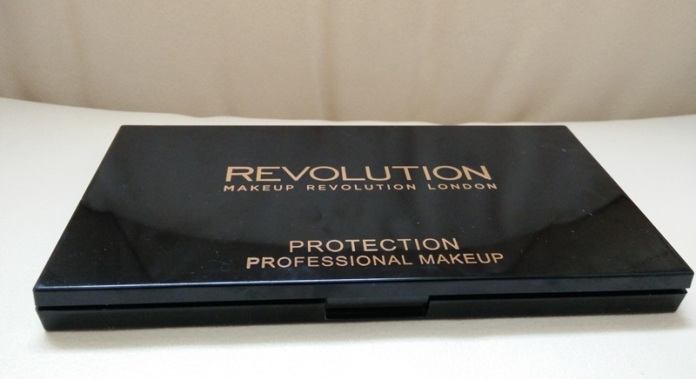 Makeup Revolution London Protection Palette – LightMedium Review2