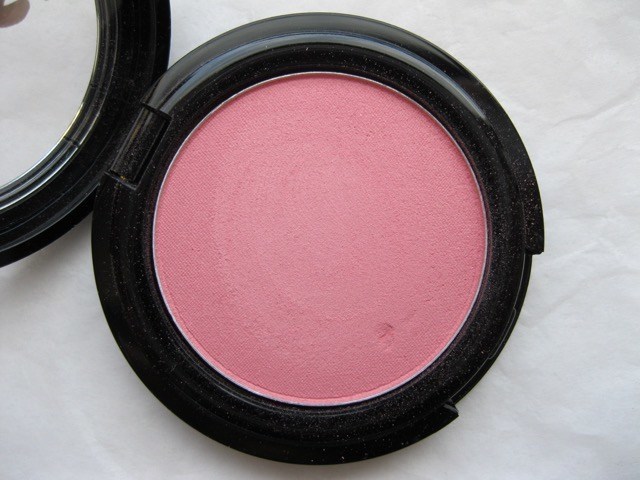 Pink cheek blush