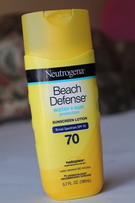 Neutrogena Beach Defense Sunscreen Lotion Broad Spectrum SPF 70 Review10