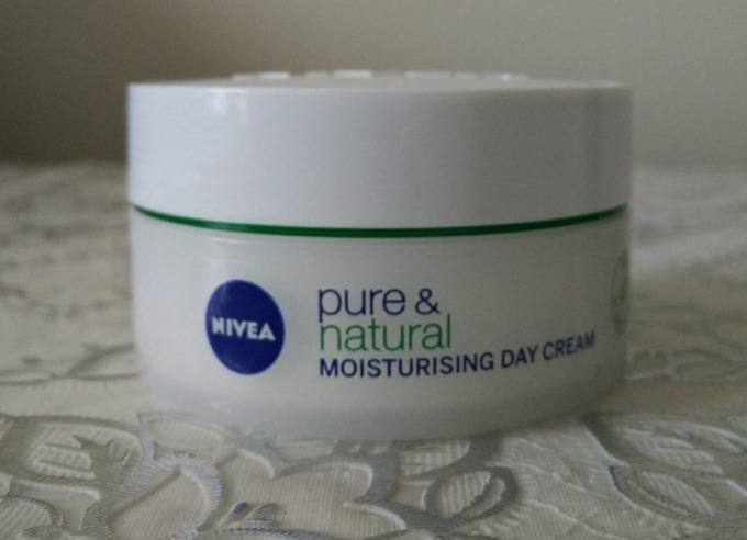 Nivea Pure and Natural Moisturising Day Cream