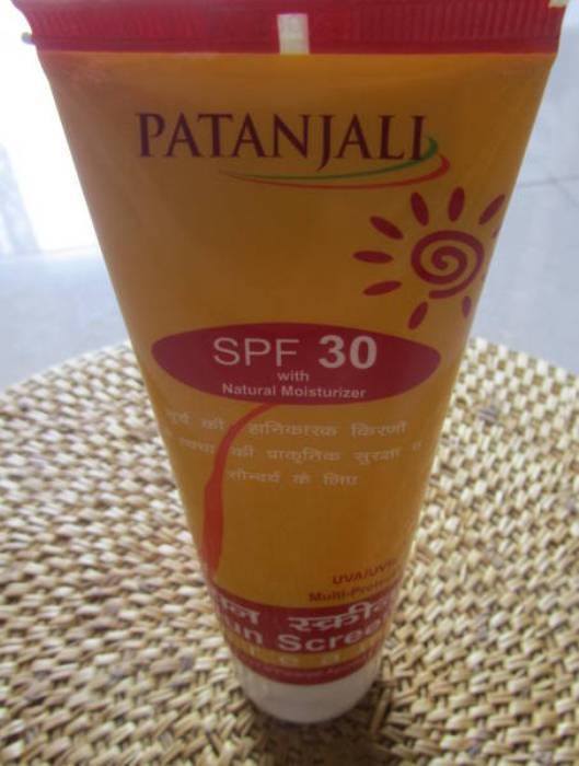 Patanjali Sun Screen Cream SPF 30 Review1