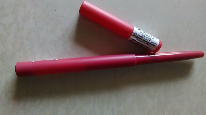 Sleek MakeUp #654 Pink Rose Twist Up Lip Pencil Review1