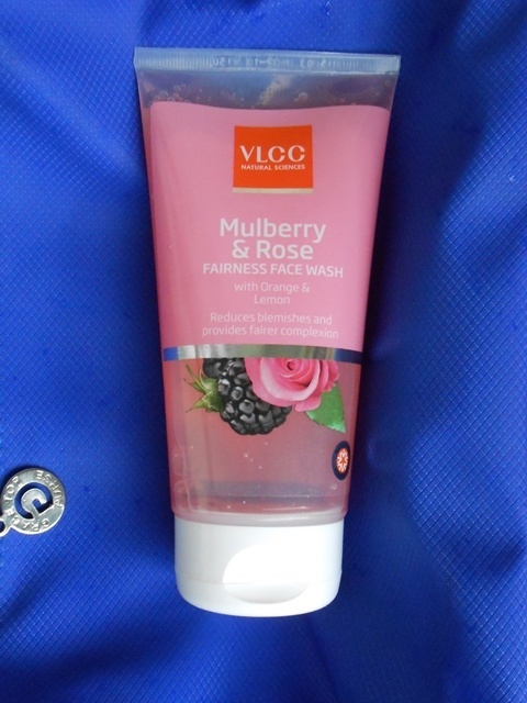 VLCC Mulberry & Rose Fairness Face Wash with Orange and Lemon (3)