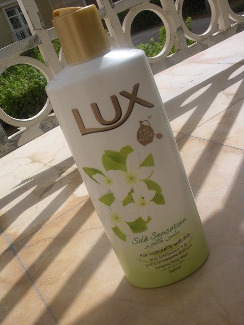 lux silk sensation softening body wash (3)