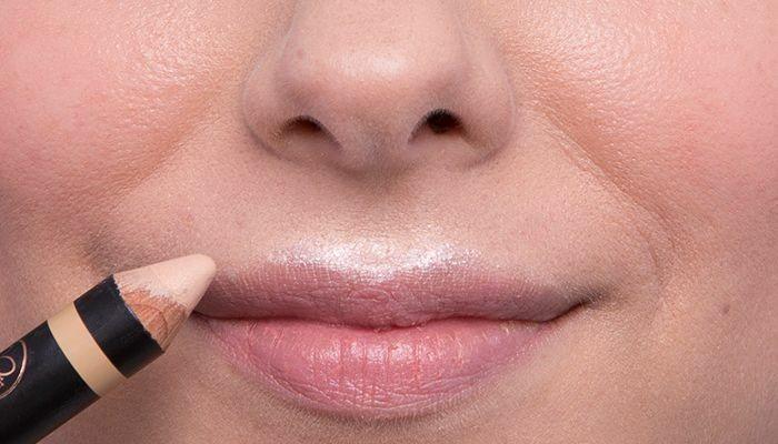 10 Steps to Get Fuller and Plump Lips without Surgery5