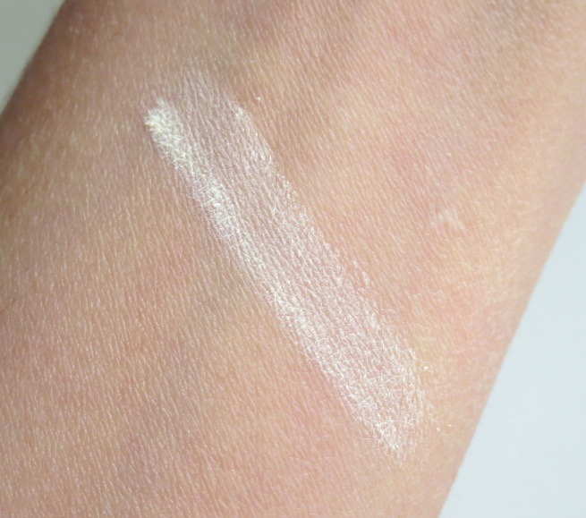 Besame Cosmetics Brightening Vanilla Face Powder