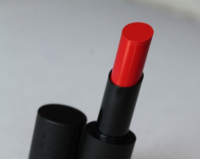 Buxom Matte Wildfire Big and Sexy Bold Gel Lipstick Review6