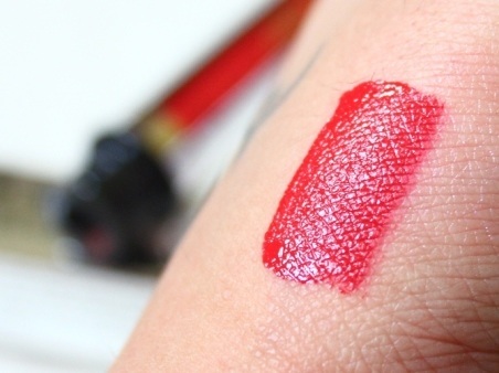 Colorbar 001 Hollywood Kiss Proof Lip Stain Review7
