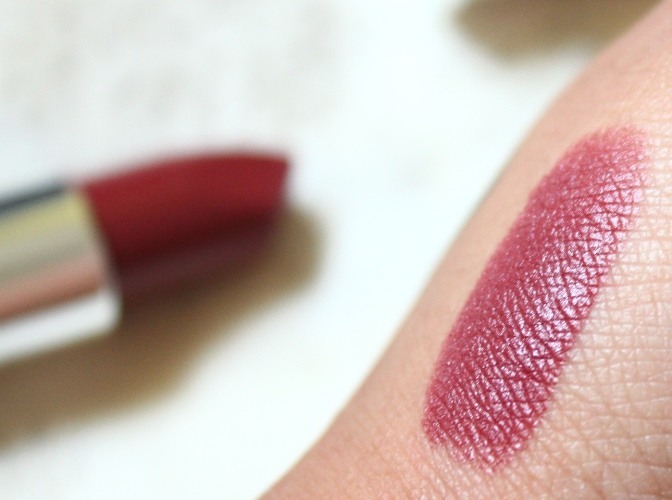 Colorbar Plum Berry Ultimate Stay Lipstick swatch