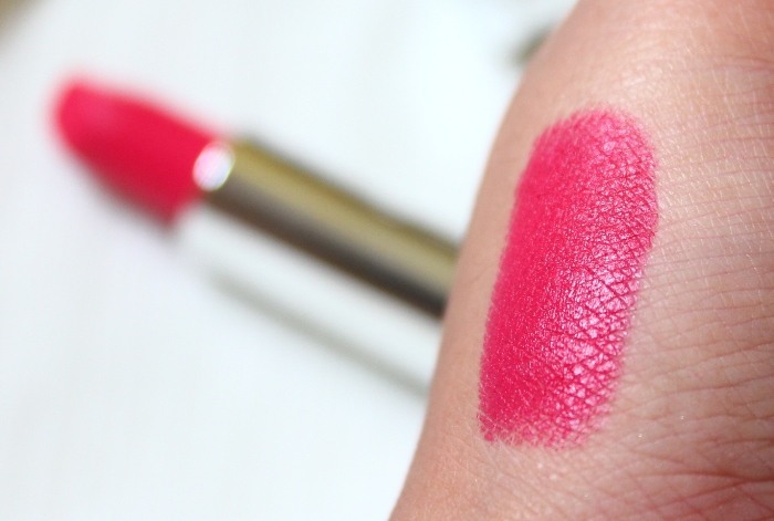 Colorbar Fuchsia Lipstick