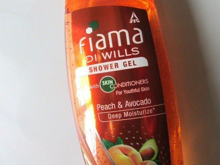 Fiama Di Wills Peach and Avocado Deep Moisturize Shower Gel Review3