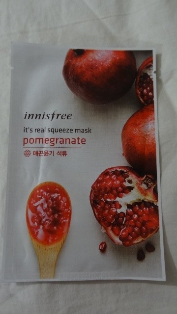 Innisfree Pomegranate It’s Real Squeeze Mask