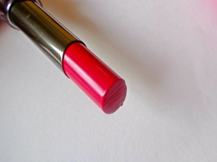 Lakme Absolute Berry Crush Gloss Addict Lipstick Review3