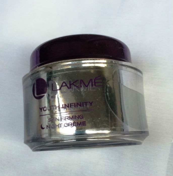 Lakme Youth Infinity Skin Firming Night Creme Review1