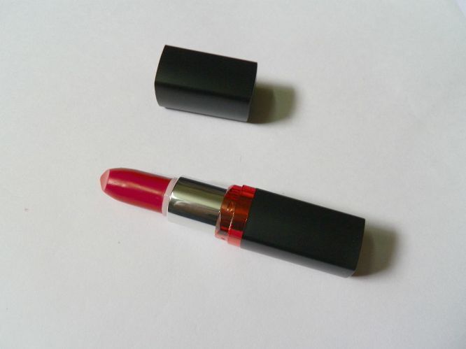 Maybelline lipstick