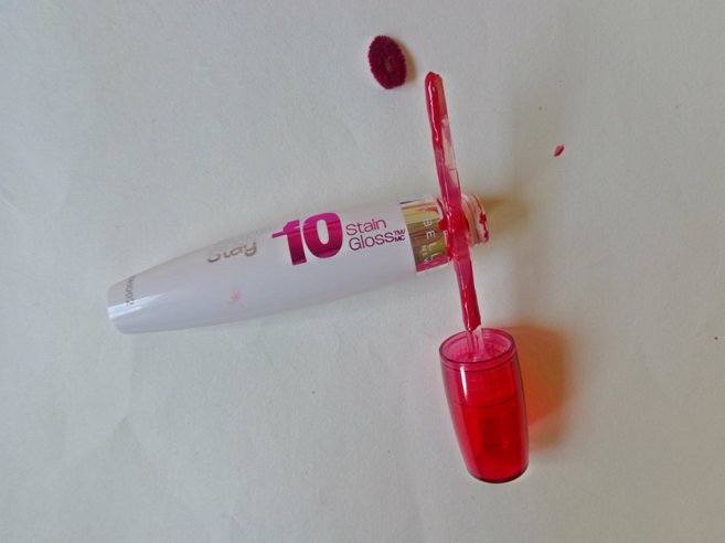 Maybelline Superstay 10 hr Stain Gloss Refreshing Red