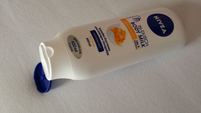 Nivea Honey and Milk In Shower Body Lotion 4