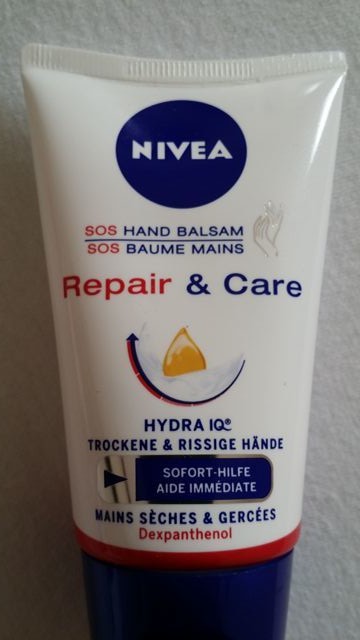 Nivea SOS Repair and Care Hand Cream 3