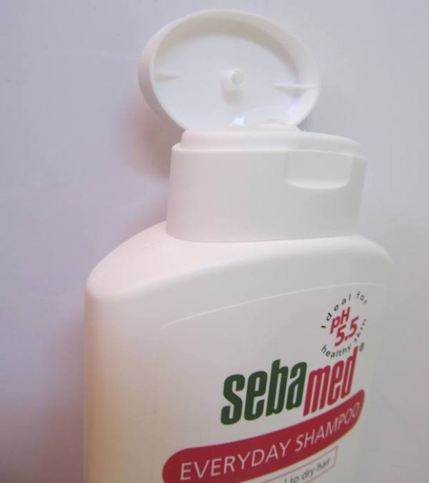 Sebamed Everyday Shampoo Review7
