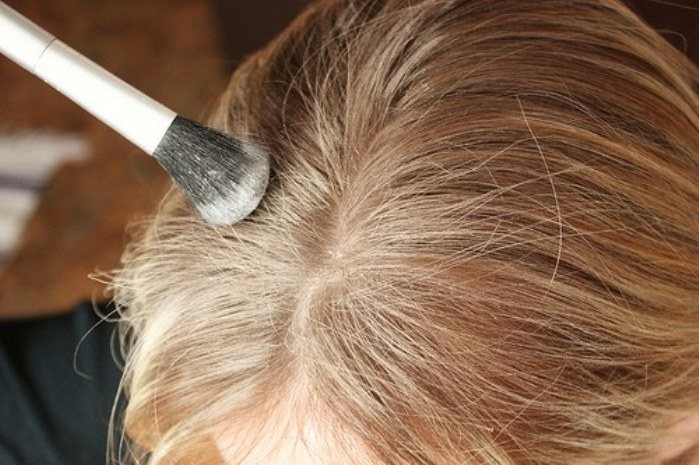 Ways to Get The Best Out of Your Dry Shampoo1