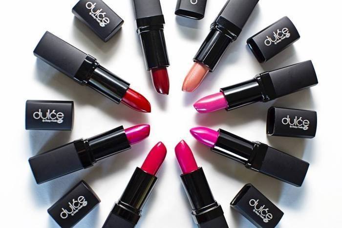 What Your Favorite Lipstick Color Says About Your Personality7