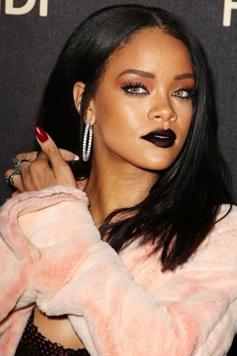 What Your Favorite Lipstick Color Says About Your Personality8