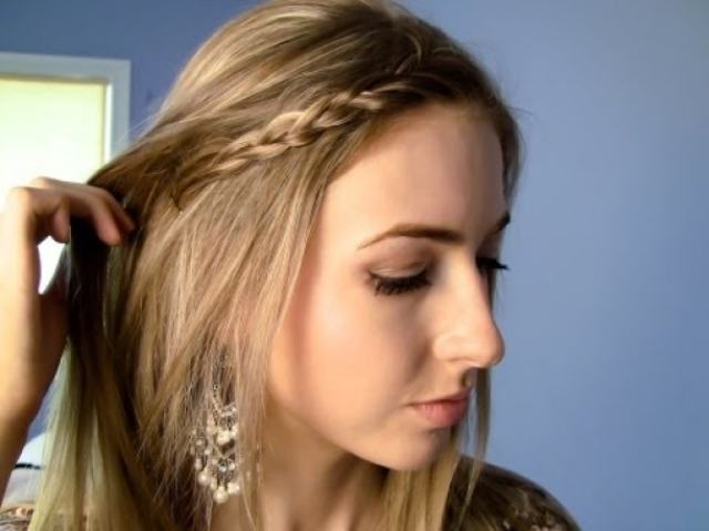 10 Awesome Hairstyles For Lazy Girls
