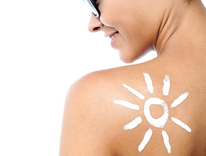 8 Sunscreen Tips That'll Boost Your Skincare Regimen4