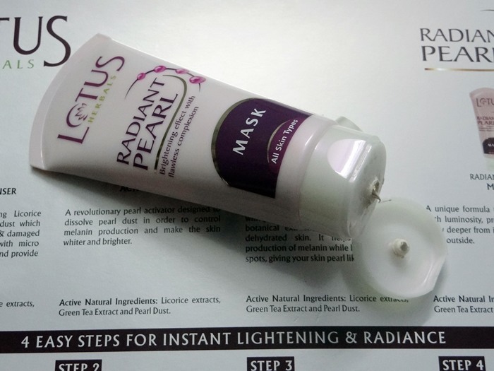 Lotus Herbals Radiant Pearl Cellular Lightening Facial Kit