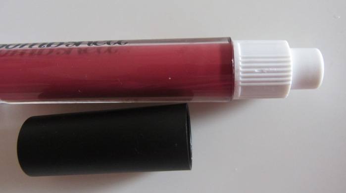 Be A Bombshell Hooked Lip Gloss Review8