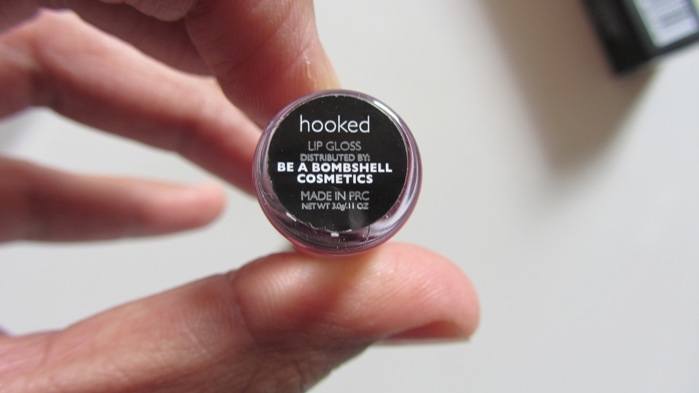 Be A Bombshell Hooked Lip Gloss Review9
