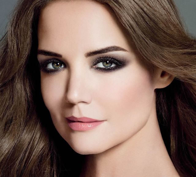 Best Lip Colours to Pair Up with Smokey Eyes 4