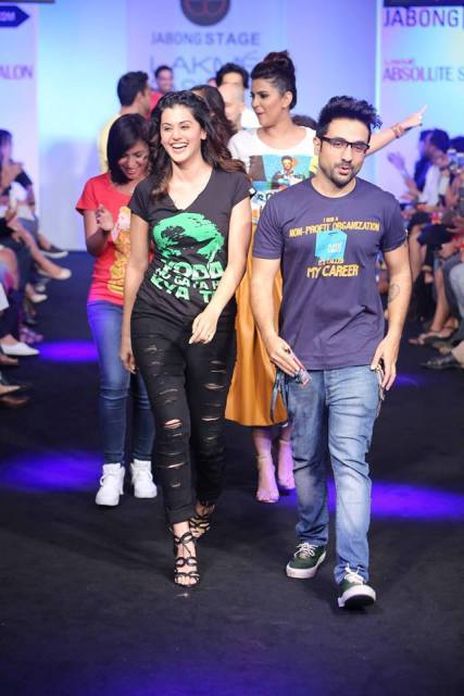 Bollywood Show Stoppers at Lakme India Winter Fashion Week 2015 4