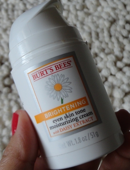 Burt’s Bees Brightening Even Skin Tone Moisturizing Cream