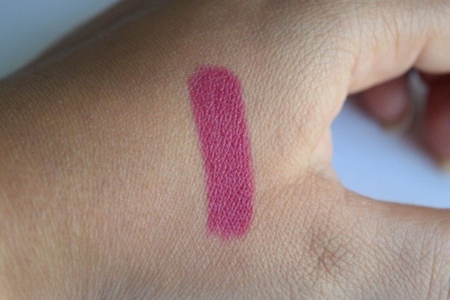 lipstick swatch