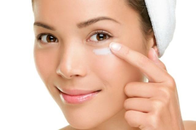 Effective Skin Care Tips For Night Shift Working Girls 02