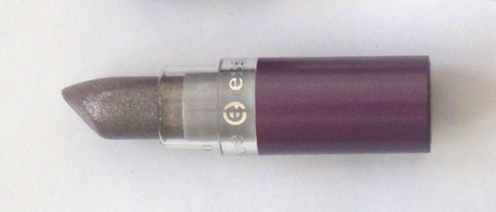 Essence #59 Funky Funky Sheer Shiny Lipstick Review3