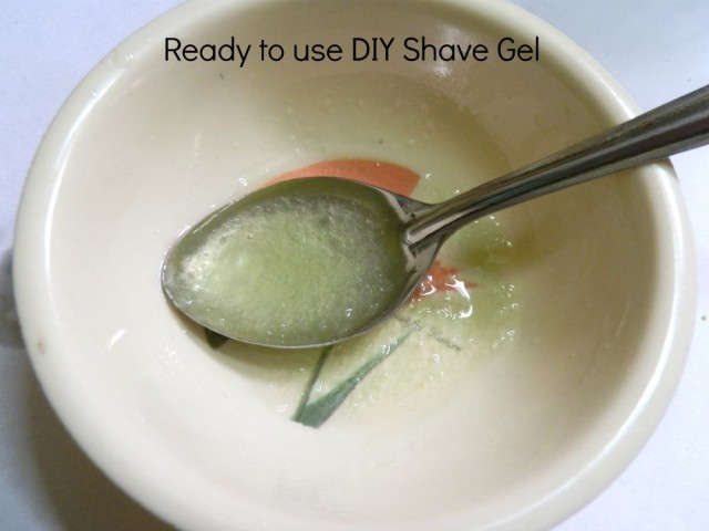  Mix all the ingredients togther to form a gel type consistency. Your shave gel is ready to be used. 9
