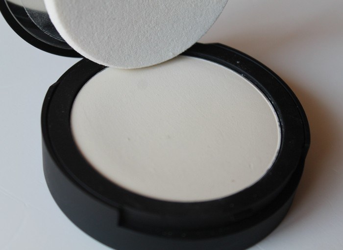 It Cosmetics Bye Bye Pores Airbrush Silk Pressed Finishing Powder