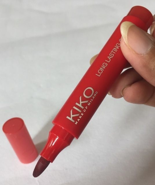 KIKO 105 True Red Long Lasting Colour Lip Marker 6
